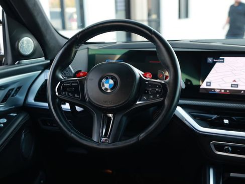 Used 2024 BMW XM AWD/4WD image 32