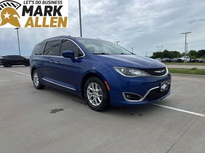 Used 2020 Chrysler Pacifica Touring-L
