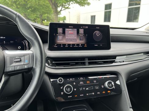 Used 2022 INFINITI QX60 Sensory w/ Cargo Package FWD image 18