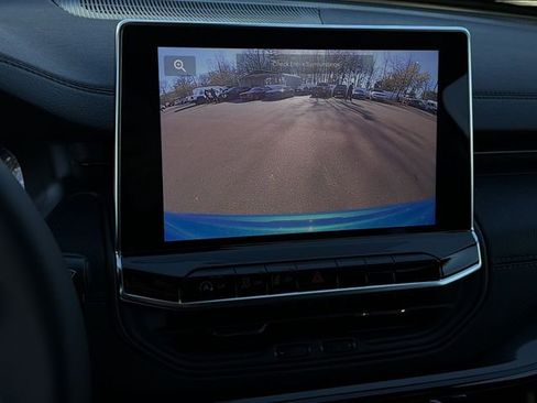 New 2026 Jeep Compass Latitude image 21