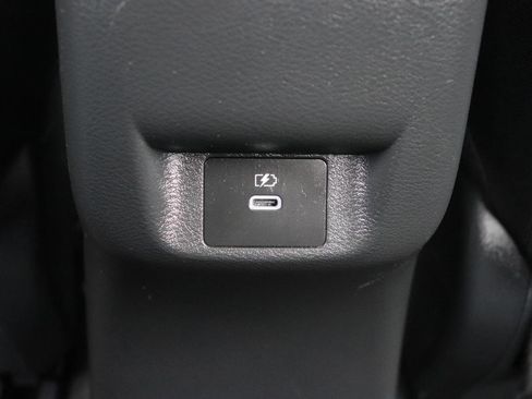 Used 2024 Nissan Versa SR FWD image 21