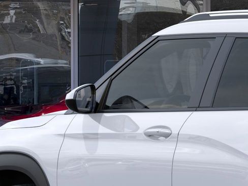 New 2026 Chevrolet TrailBlazer LT w/ Convenience Package image 12
