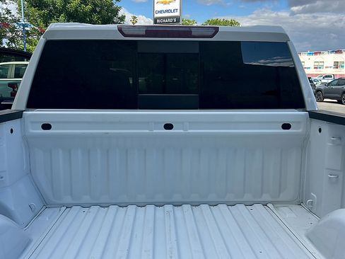 Used 2023 Chevrolet Silverado 1500 LT w/ Safety Package AWD/4WD image 26
