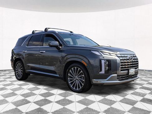 Used 2023 Hyundai Palisade Calligraphy w/ Cargo Package AWD/4WD image 12