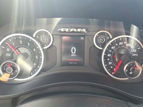 Certified 2026 RAM 2500 Big Horn AWD/4WD image 12