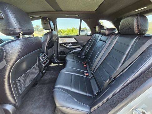 Used 2024 Mercedes-Benz GLE 450e 4MATIC image 22