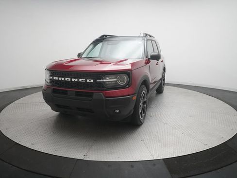 Used 2025 Ford Bronco Sport Outer Banks w/ Outer Banks Tech Package+ AWD/4WD image 12