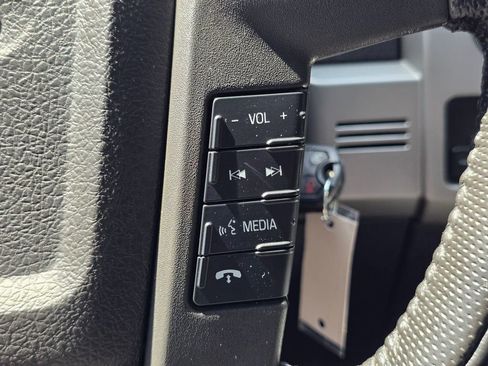 Used 2013 Ford F150 Raptor w/ Luxury Equipment Group AWD/4WD image 36