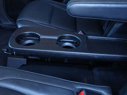 Used 2016 Toyota Highlander XLE image 29