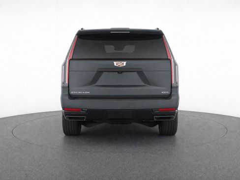 Certified 2025 Cadillac Escalade Sport AWD/4WD image 6