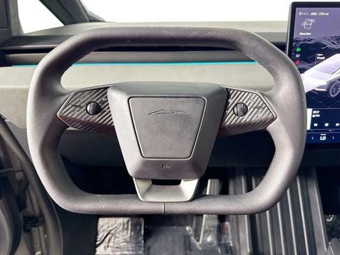 Used 2024 Tesla Cybertruck AWD Crew Cab image 10