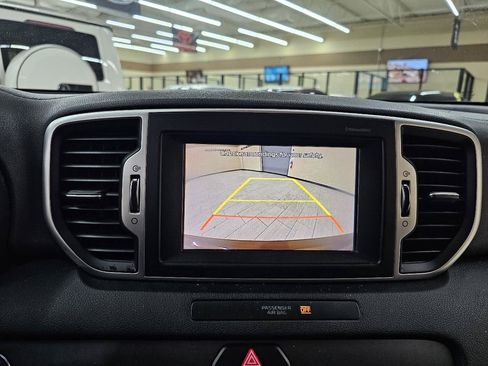 Used 2017 Kia Sportage EX FWD image 31