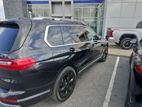 Used 2021 BMW X7 xDrive40i image 3