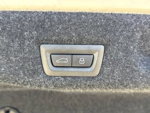 Used 2026 BMW 530i RWD image 17