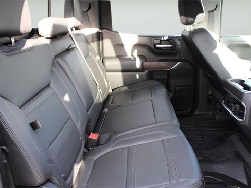 Used 2021 GMC Sierra 1500 Denali w/ Denali Premium Package image 23