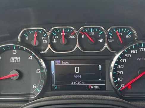 Used 2018 Chevrolet Tahoe LS RWD image 5