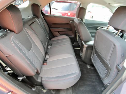 Used 2013 Chevrolet Equinox LT image 17