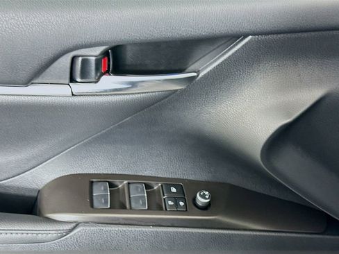 Certified 2023 Toyota Camry XLE FWD image 17
