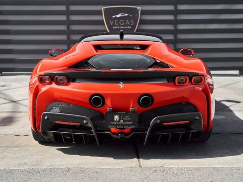 Used 2021 Ferrari SF90 Stradale AWD/4WD image 21