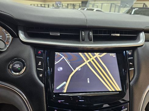 Used 2013 Cadillac XTS Premium FWD image 31