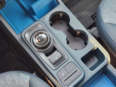 New 2025 Ford Maverick XLT image 17