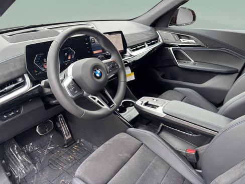 Used 2026 BMW X2 xDrive28i w/ Technology Package AWD/4WD image 22