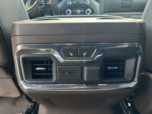 Used 2021 GMC Sierra 1500 Denali w/ Denali Ultimate Package AWD/4WD image 20