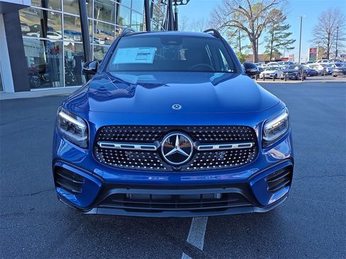 New 2026 Mercedes-Benz GLB 250 4MATIC image 8