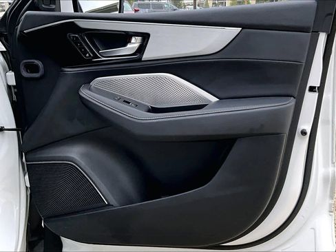 Used 2024 Acura MDX w/Technology Package image 41