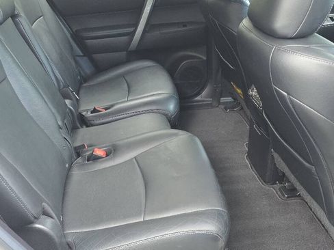Used 2011 Toyota Highlander SE w/ Tow Pkg AWD/4WD image 20