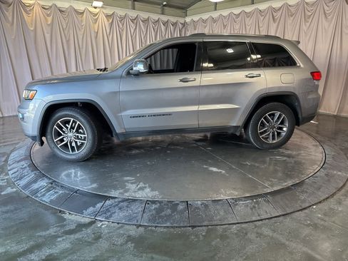 Used 2020 Jeep Grand Cherokee Limited w/ Luxury Group II image 6