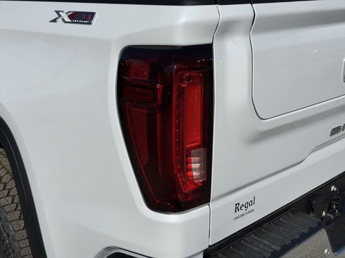 New 2026 GMC Sierra 1500 Denali AWD/4WD image 11