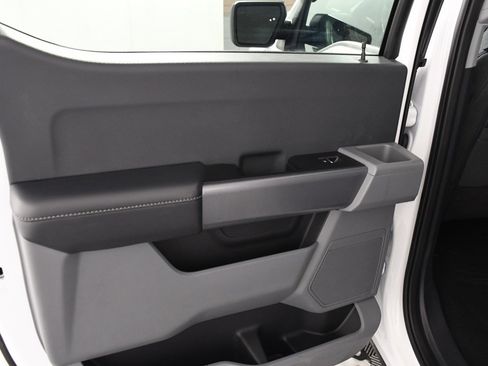 Used 2022 Ford F150 XLT image 25