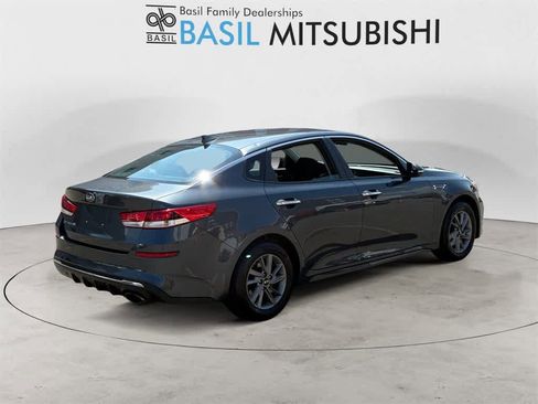 Used 2020 Kia Optima LX image 5