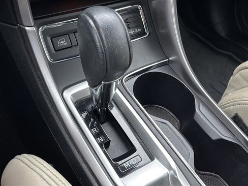 Used 2019 Subaru Ascent Limited w/ Popular Package #2A image 34