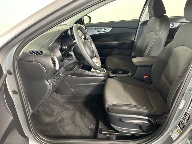Used 2023 Kia Forte LXS FWD image 12