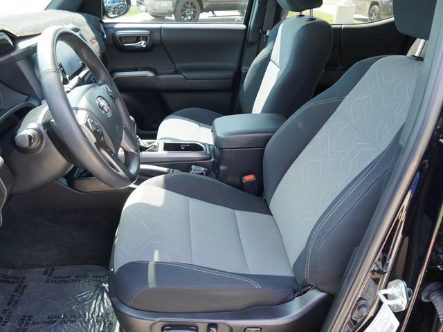 Used 2023 Toyota Tacoma TRD Sport w/ Technology Package AWD/4WD image 26