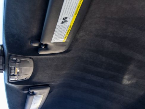 Certified 2016 Porsche Cayman GT4 image 27