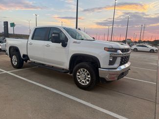 Used 2023 Chevrolet Silverado 2500 LT AWD/4WD video 3