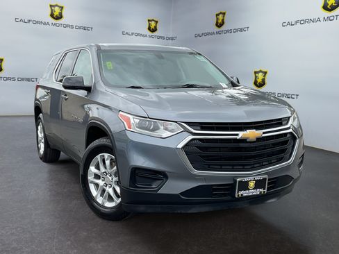Used 2019 Chevrolet Traverse LS FWD image 3