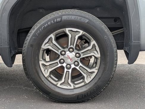 Used 2020 GMC Sierra 1500 SLE w/ SLE Value Package RWD image 13