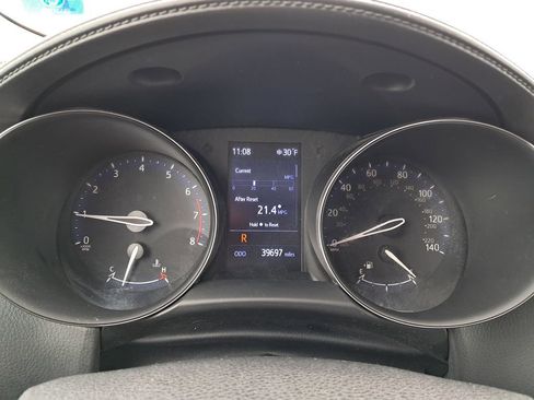 Used 2020 Toyota C-HR LE image 18