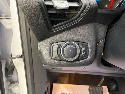 Used 2018 Ford Escape SE image 25