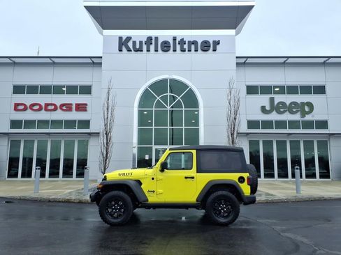 Used 2022 Jeep Wrangler Sport AWD/4WD image 1