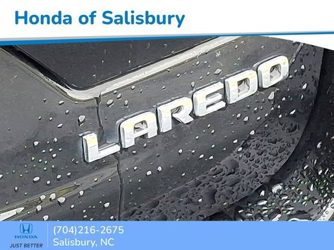 Used 2023 Jeep Grand Cherokee Laredo w/ Luxury Tech Group I image 28