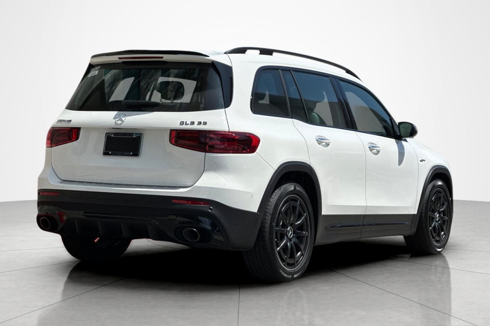 New 2026 Mercedes-Benz GLB 35 AMG 4MATIC image 5