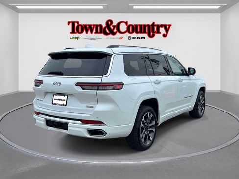 Certified 2023 Jeep Grand Cherokee L Overland w/ Luxury Tech Group IV AWD/4WD image 5