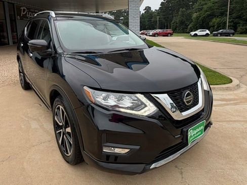 Used 2020 Nissan Rogue SL w/ Premium Package FWD image 1