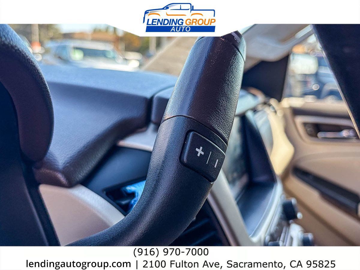 Used 2019 GMC Yukon XL Denali AWD/4WD image 18