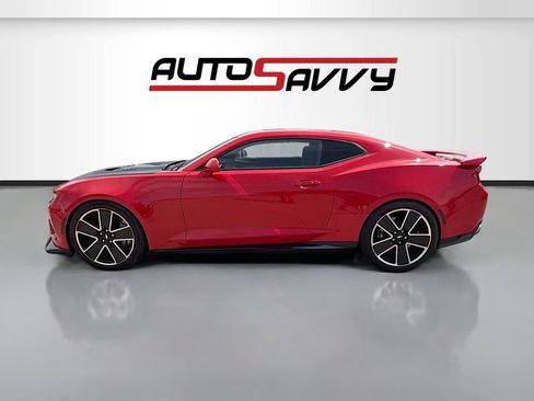 Used 2018 Chevrolet Camaro ZL1 RWD image 4